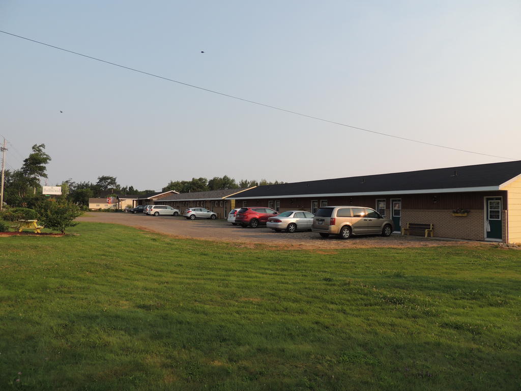 Balmoral Motel Tatamagouche Exterior photo